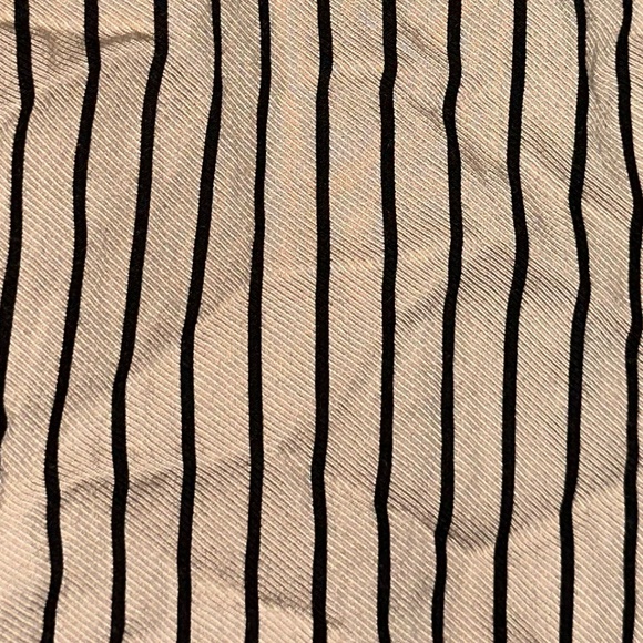 Women's Blouse - Cream - Black - Business Casual - Loose Fit - US M - ZARA - Picture 3 of 8